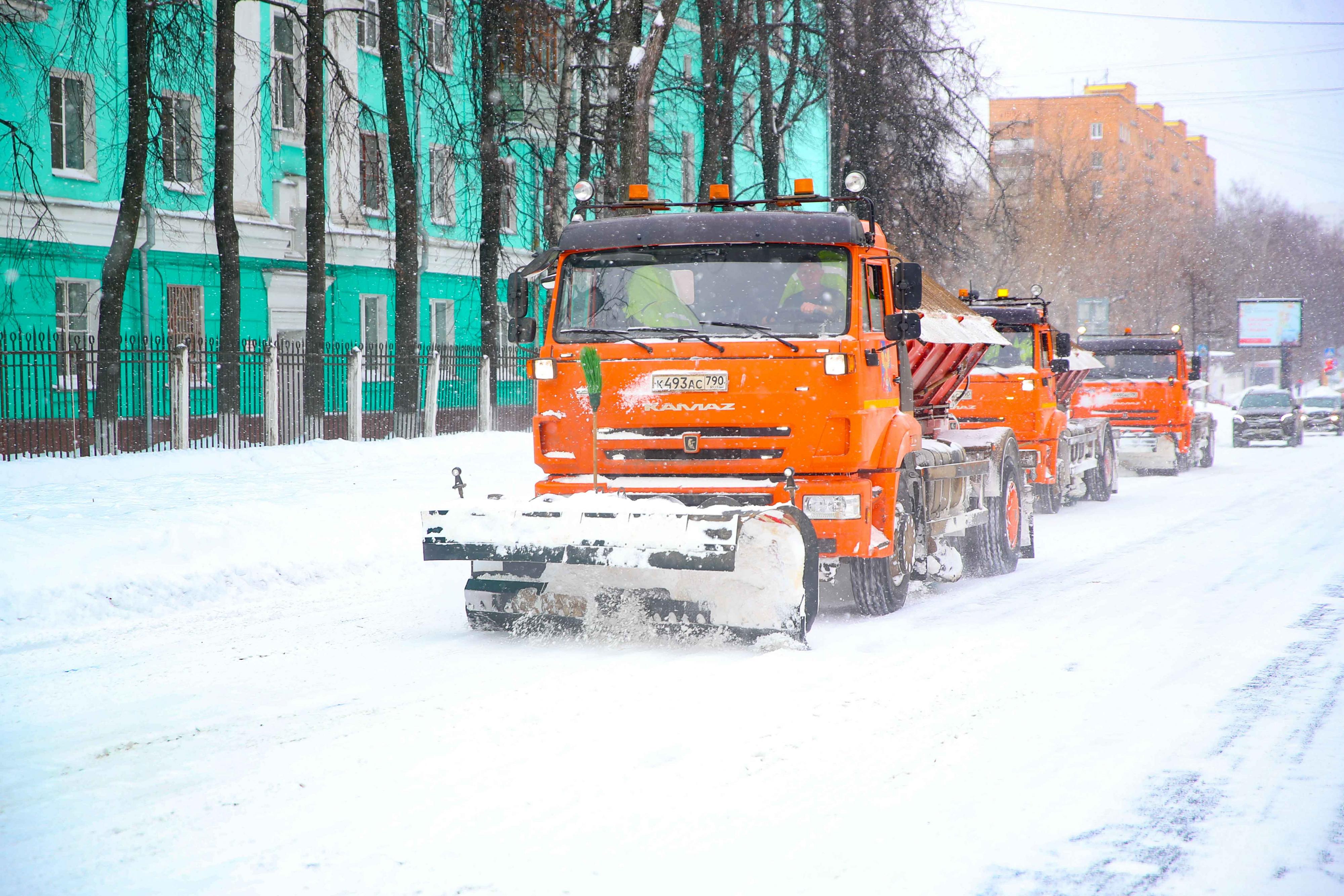 Свыше 8,3 тысяч кубометров снега вывезли с дорог Люберец за неделю |  15.02.2021 | Люберцы - БезФормата